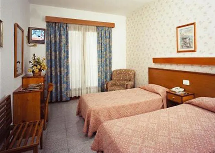 Alegria San Juan Park Hotel 2*